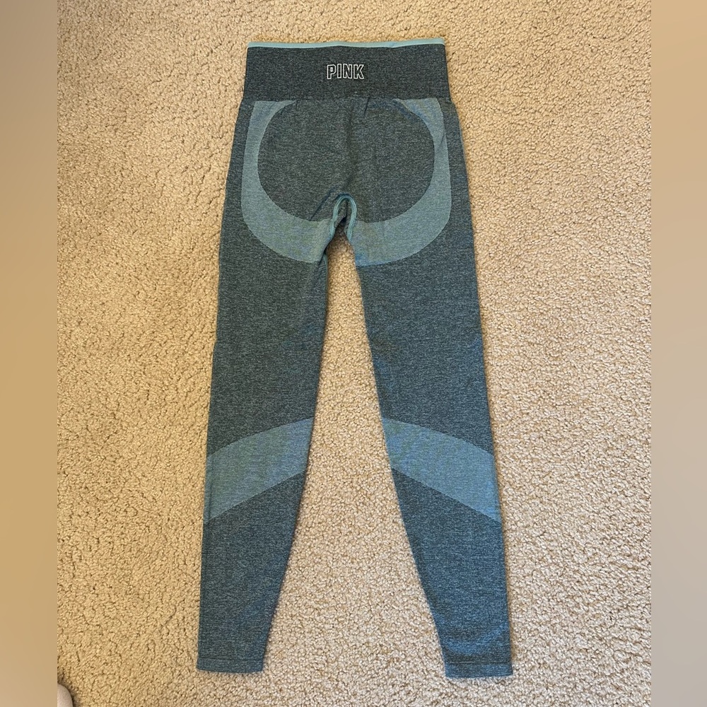 PINK Victoria’s Secret Seamless Leggings